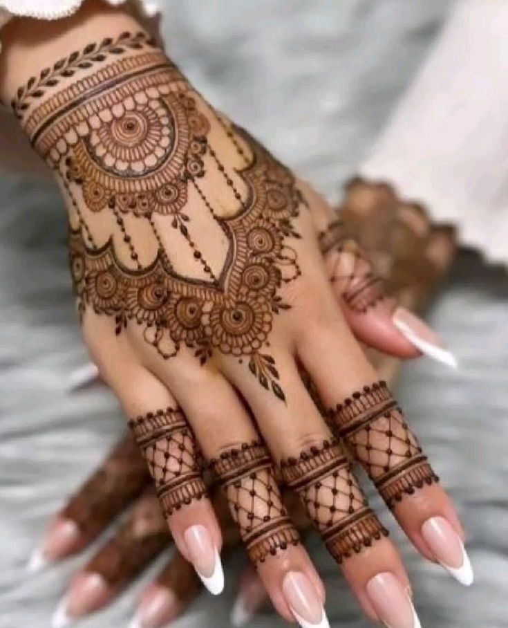 Shaded Mehndi Design