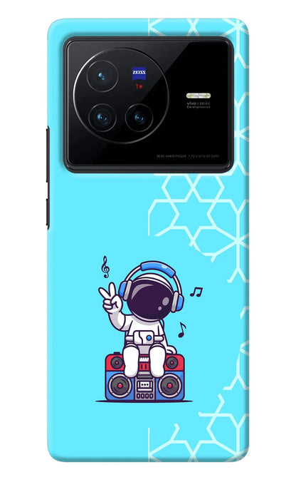 Cute Astronaut Chilling Vivo X80 Back Cover