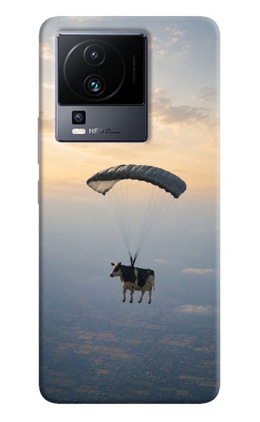 Skydiving Cow iQOO Neo 7 Pro Back Cover Hard Case - Hello Swanky