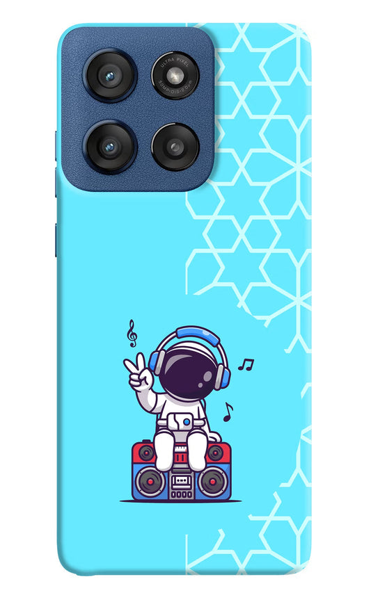 Cute Astronaut Chilling Moto Edge 60 Stylus Back Cover