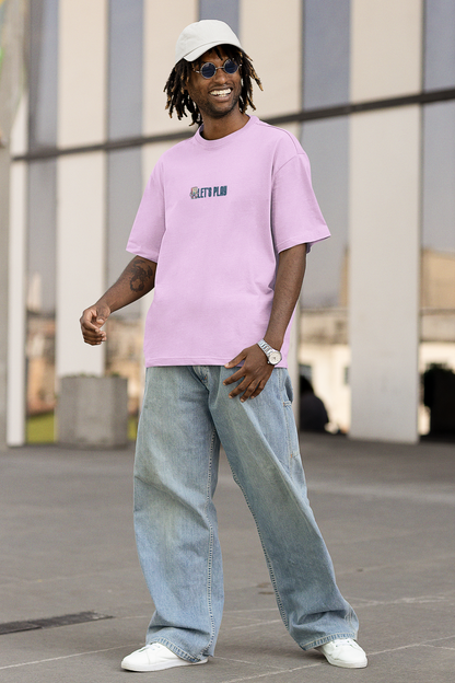 Let’s play oversized t-shirt