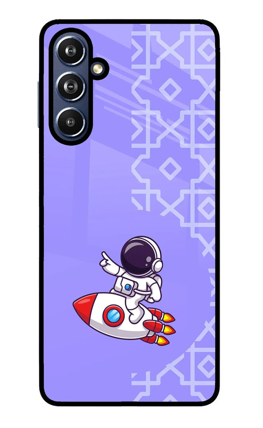 Cute Astronaut Samsung F54 5G Glass Case