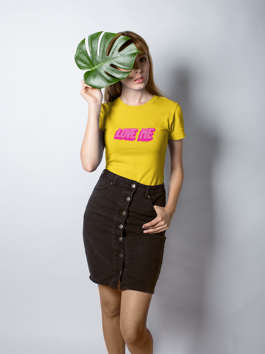 Love me womenƒ? ?s half sleeve t-shirt | hello swanky - s