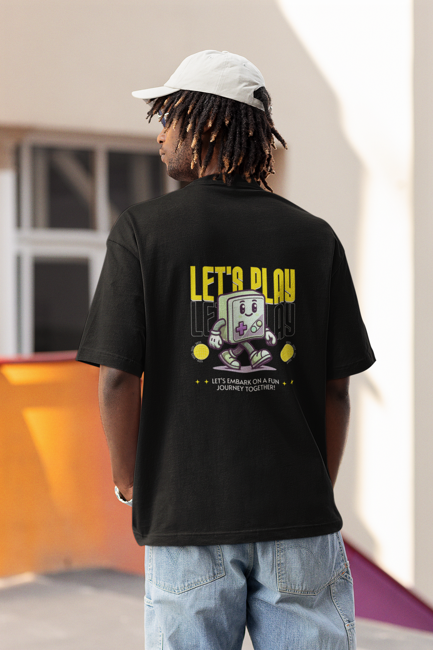 Let’s play oversized t-shirt