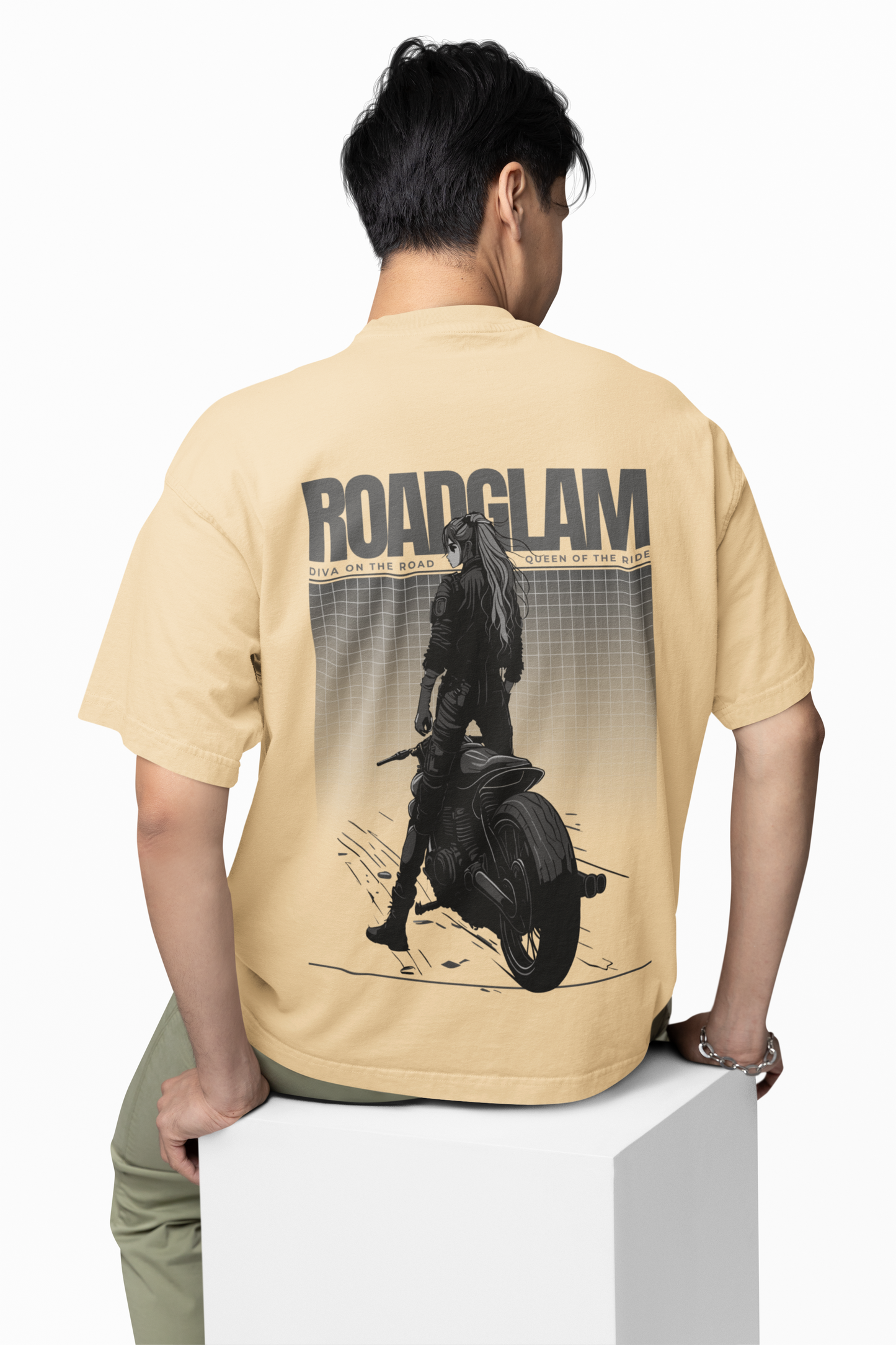 Roadglam Oversized T-Shirts for Modern Streetwear Looks Now