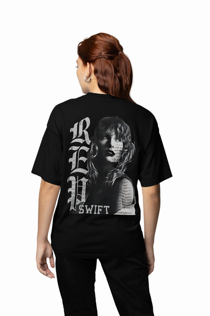 Swift in Shadows Oversized T-Shirt Bold Dark Streetwear Tee