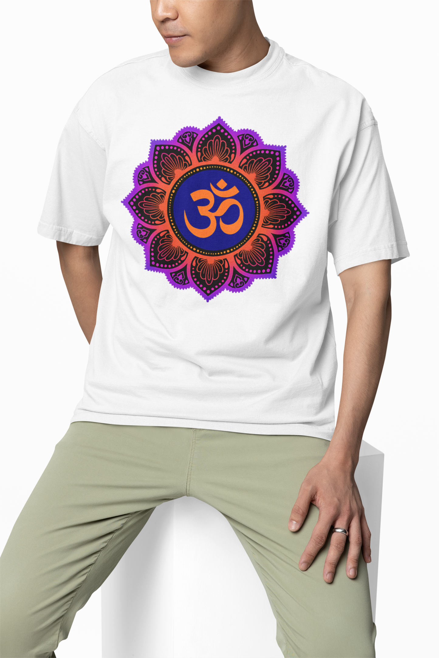 Mandala Om Oversized T-Shirts