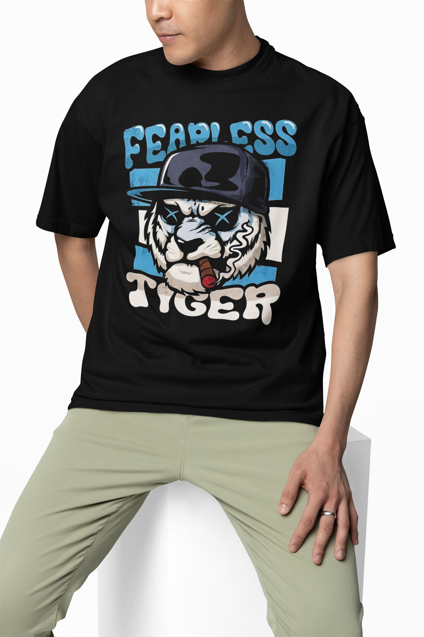 Fearless Tiger Oversized T-Shirts Bold Streetwear Graphic