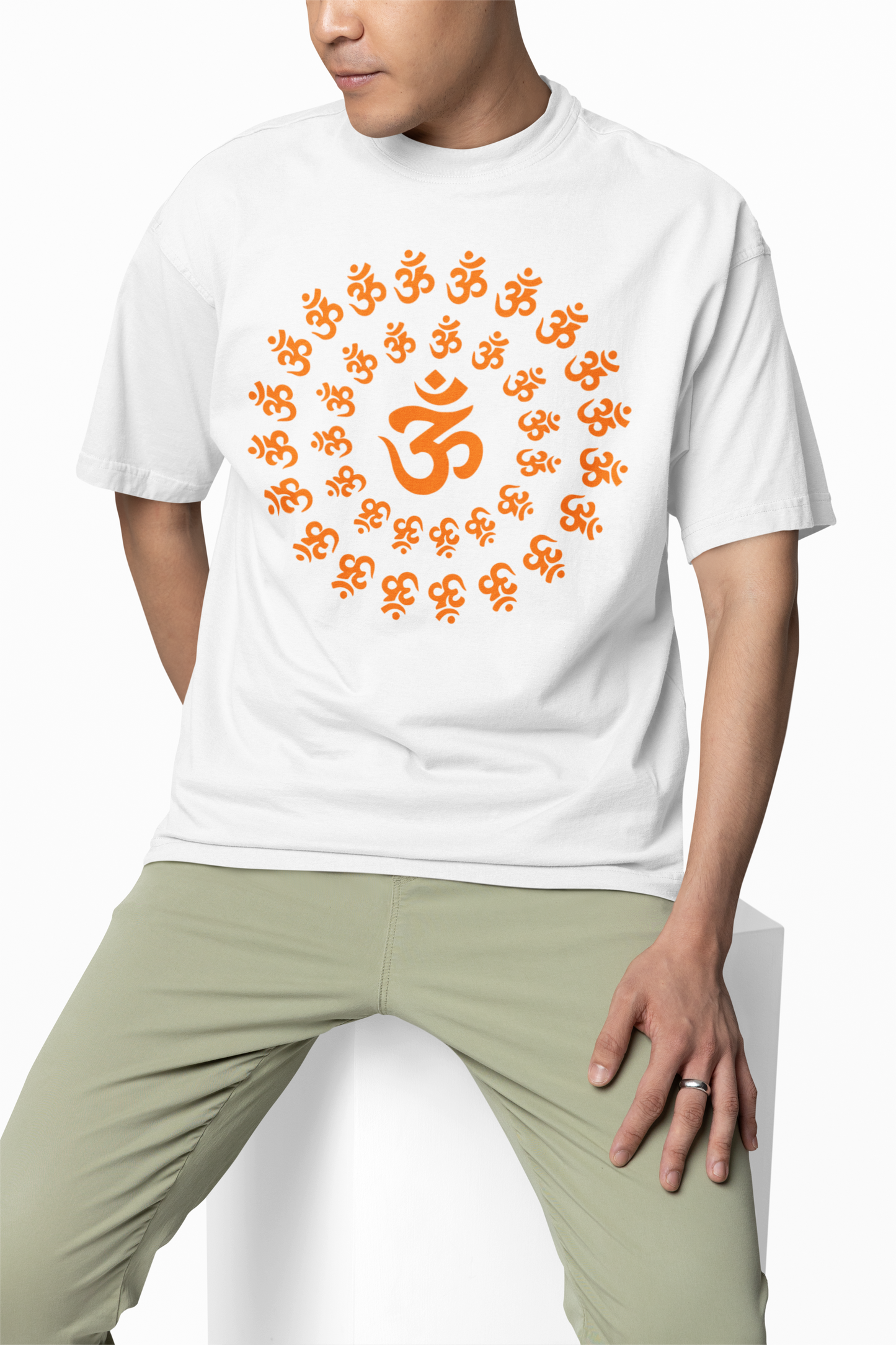 Om  Oversized T-Shirts