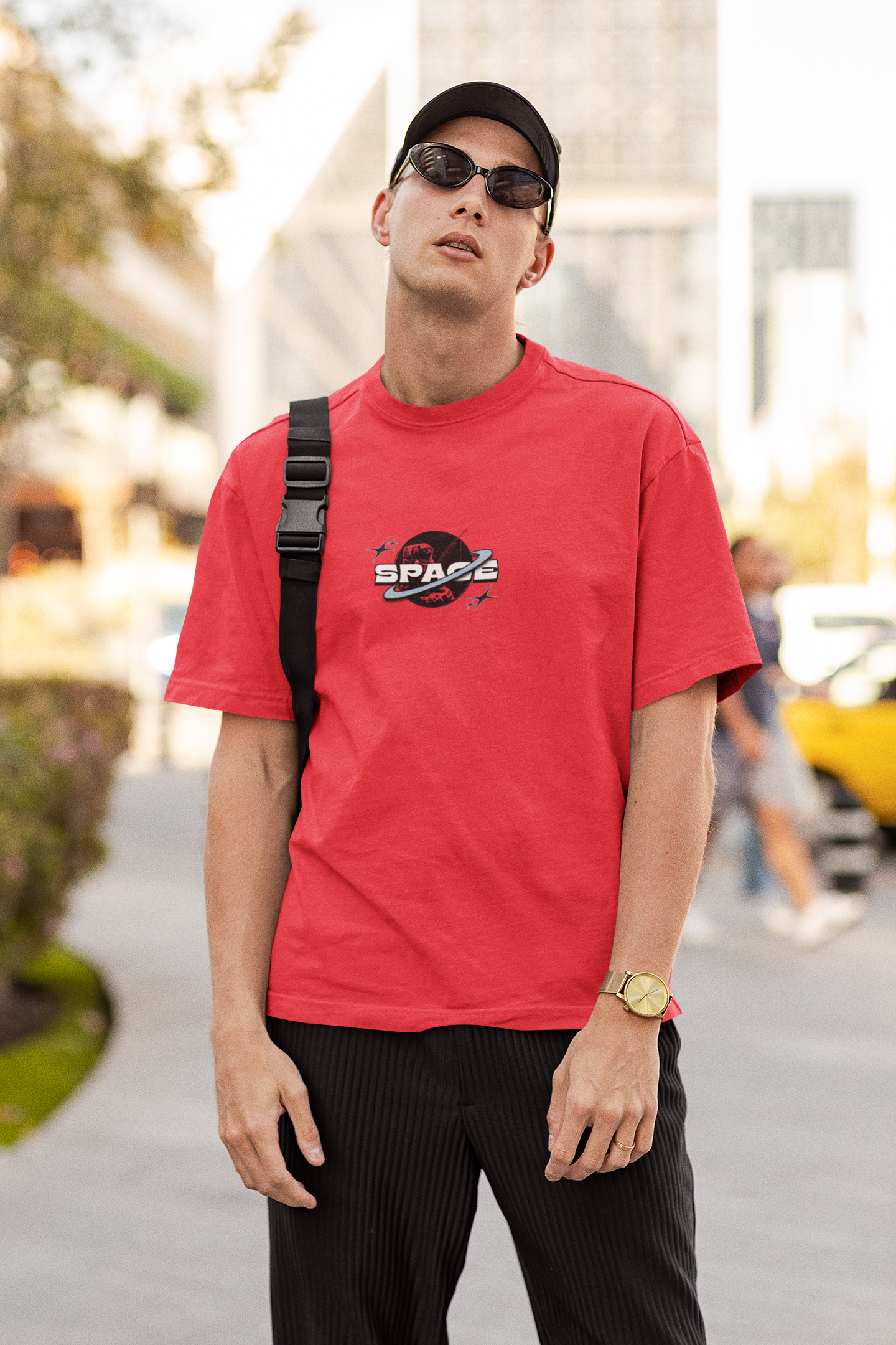 Out of office unisex red oversized t-shirt - s