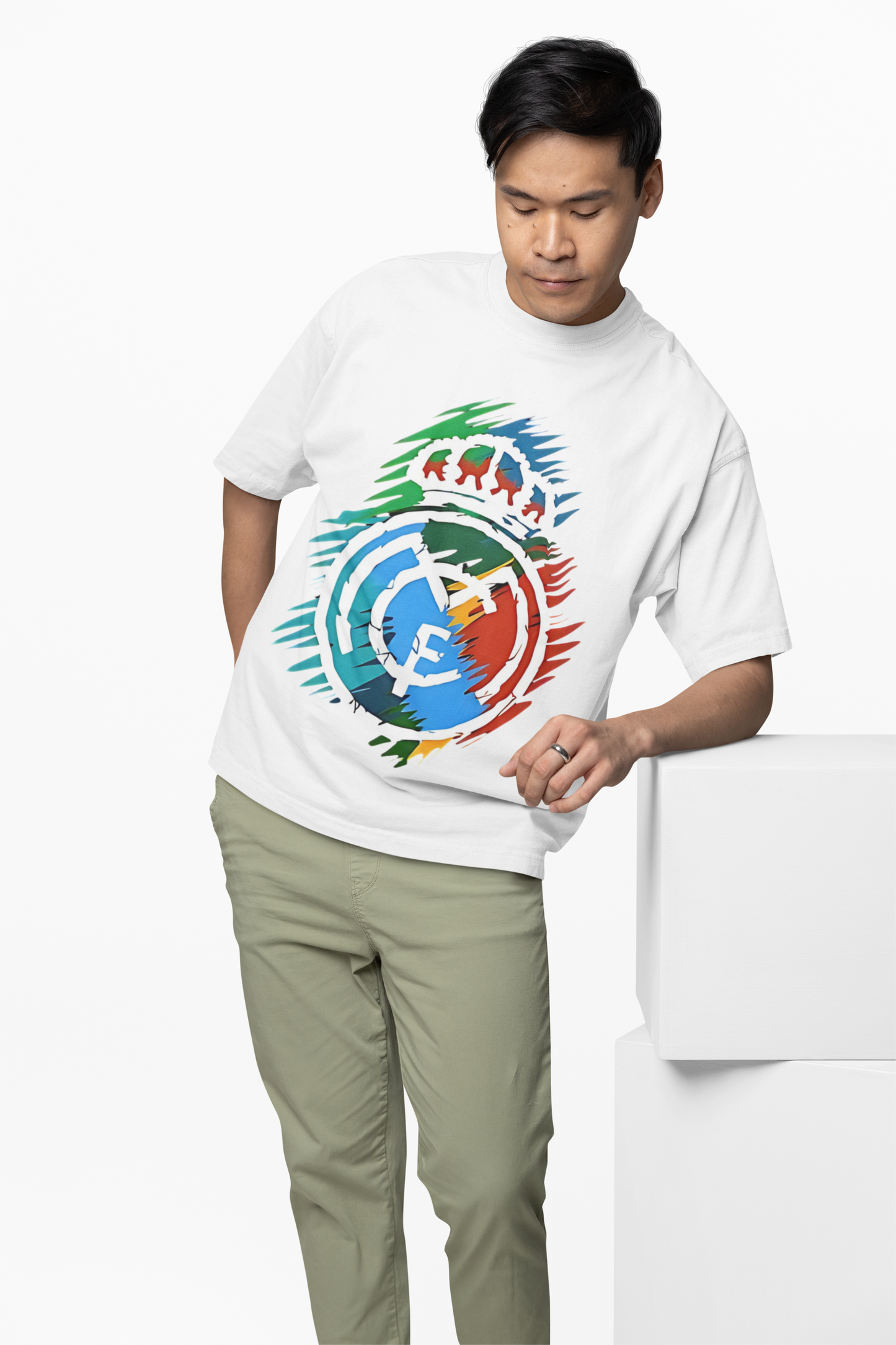 Madrid Legends Oversized T-Shirt – Football Fan Graphic Tee