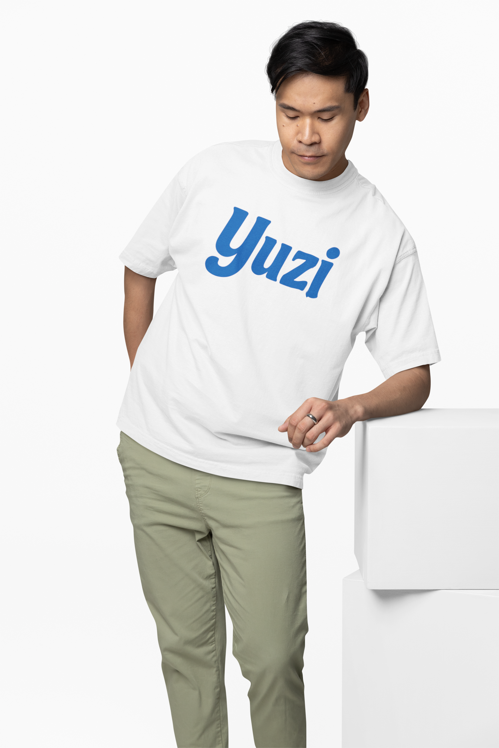 Yuzi Graffiti Print Oversized T-Shirt