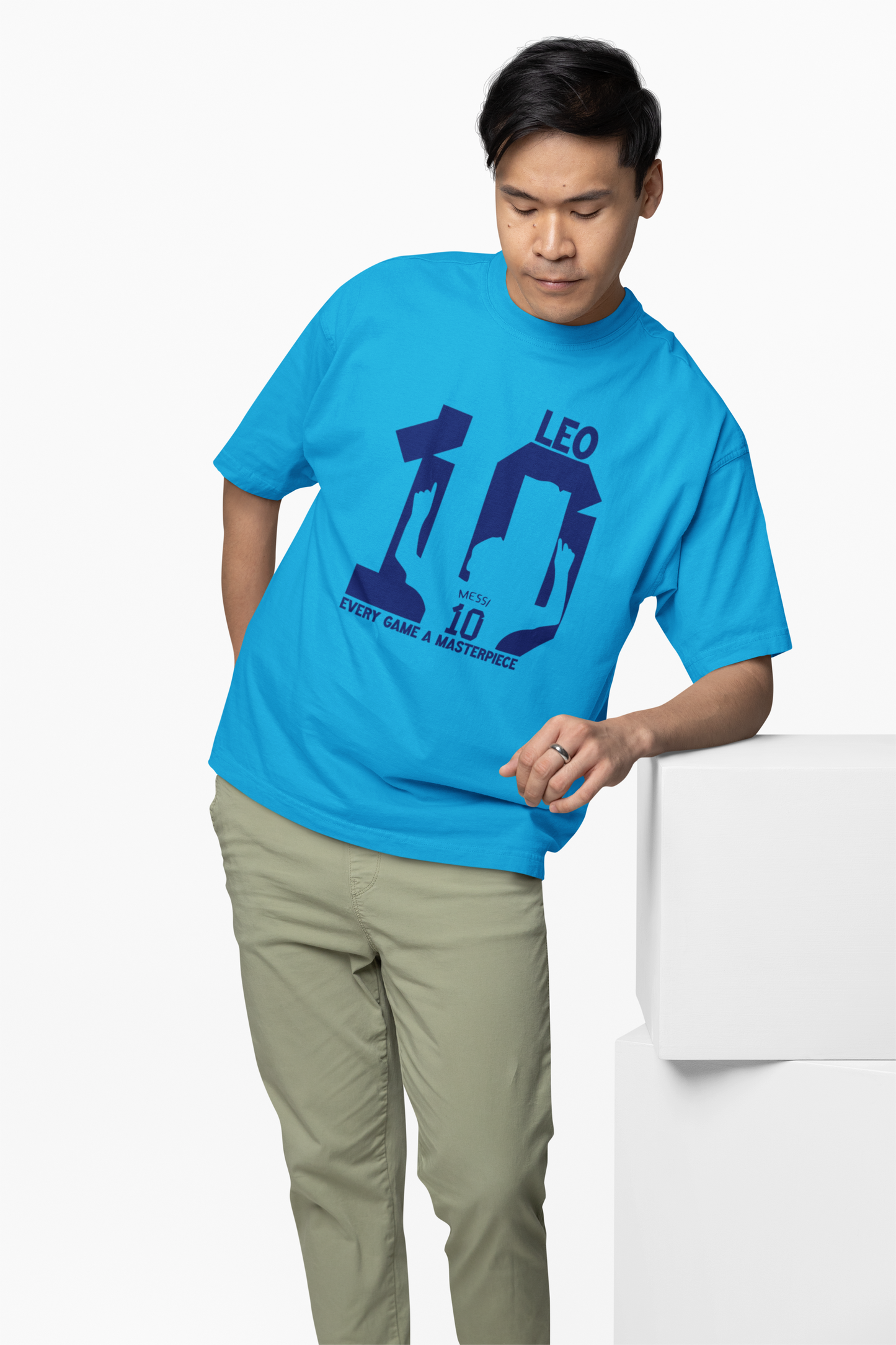 Leo 10 Oversized T-Shirt – Stylish Streetwear for Men & Women