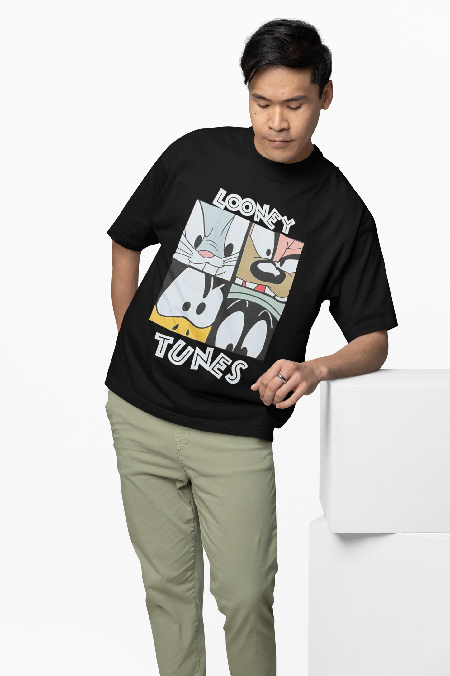 Looney Boxed Legends Oversized T-Shirt – Classic Cartoon