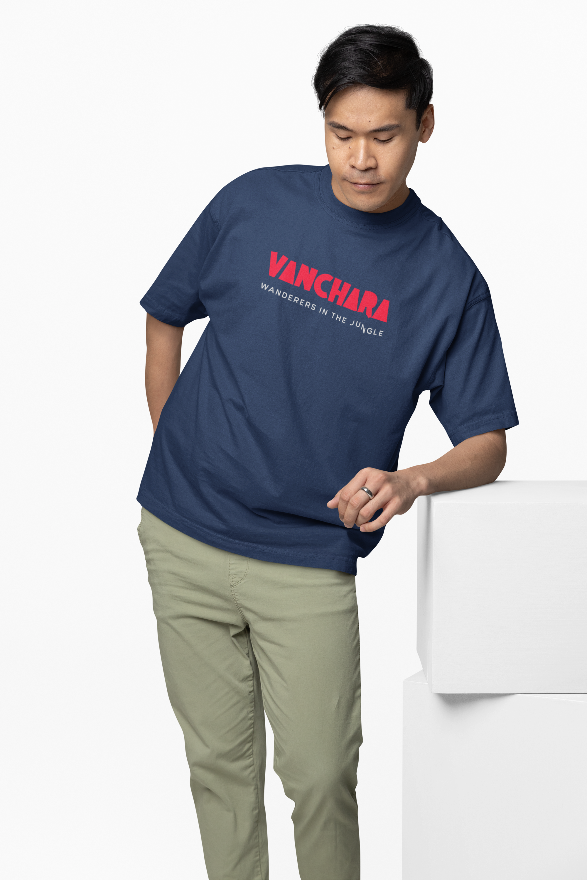 Vanchara Oversized T-Shirt