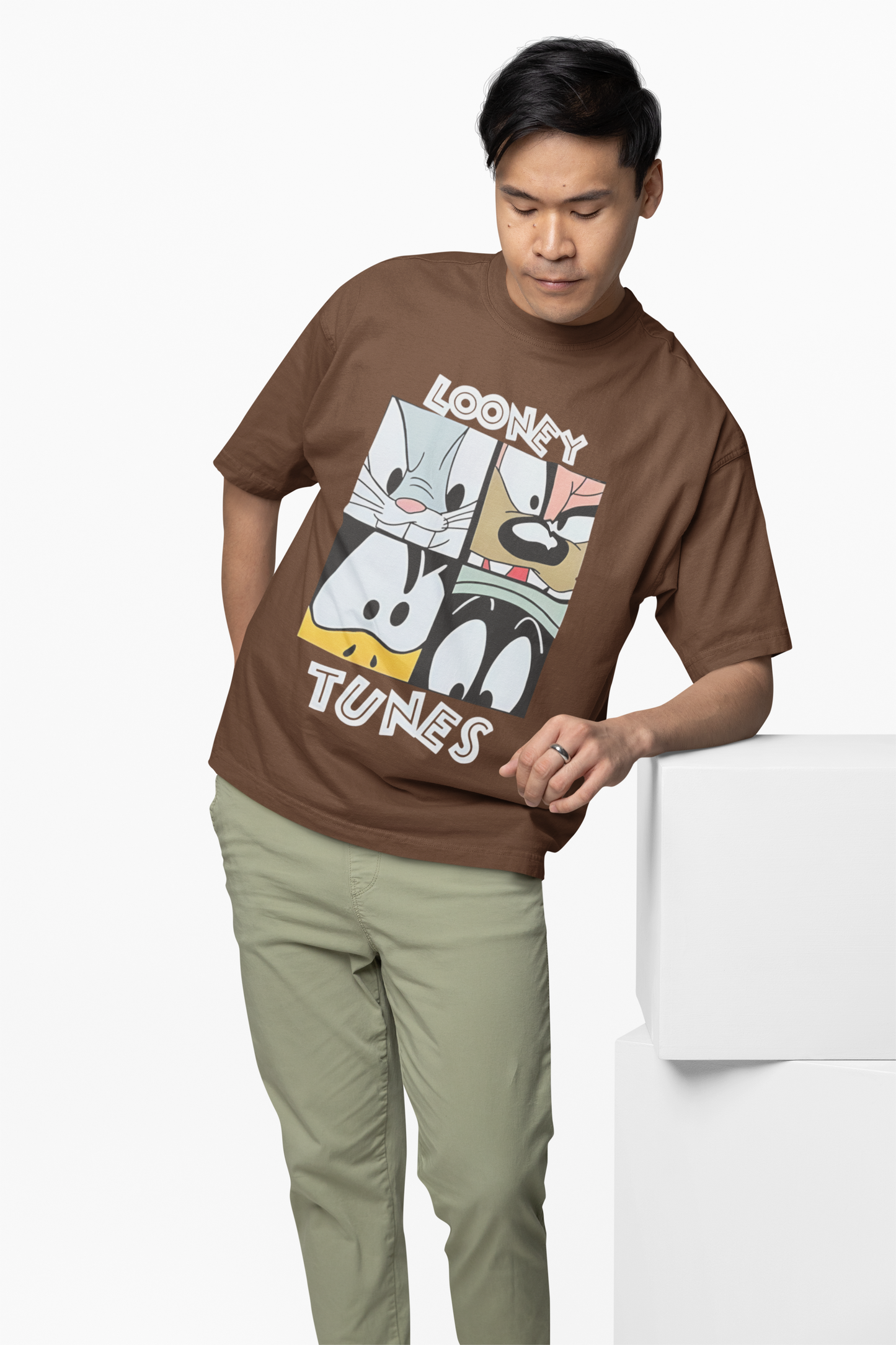 Looney Boxed Legends Oversized T-Shirt – Classic Cartoon