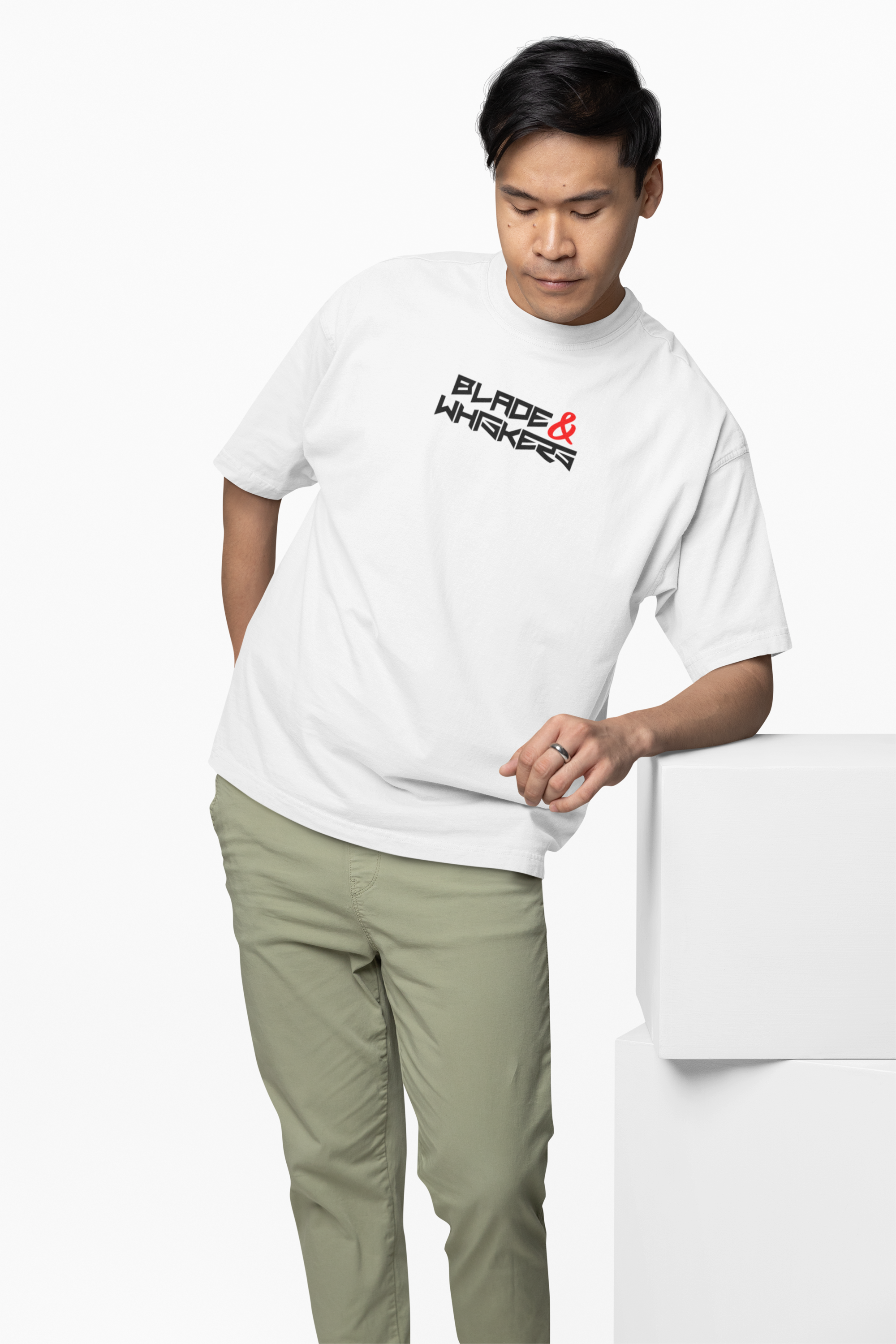 Blade & Whiskers Oversized T-Shirt