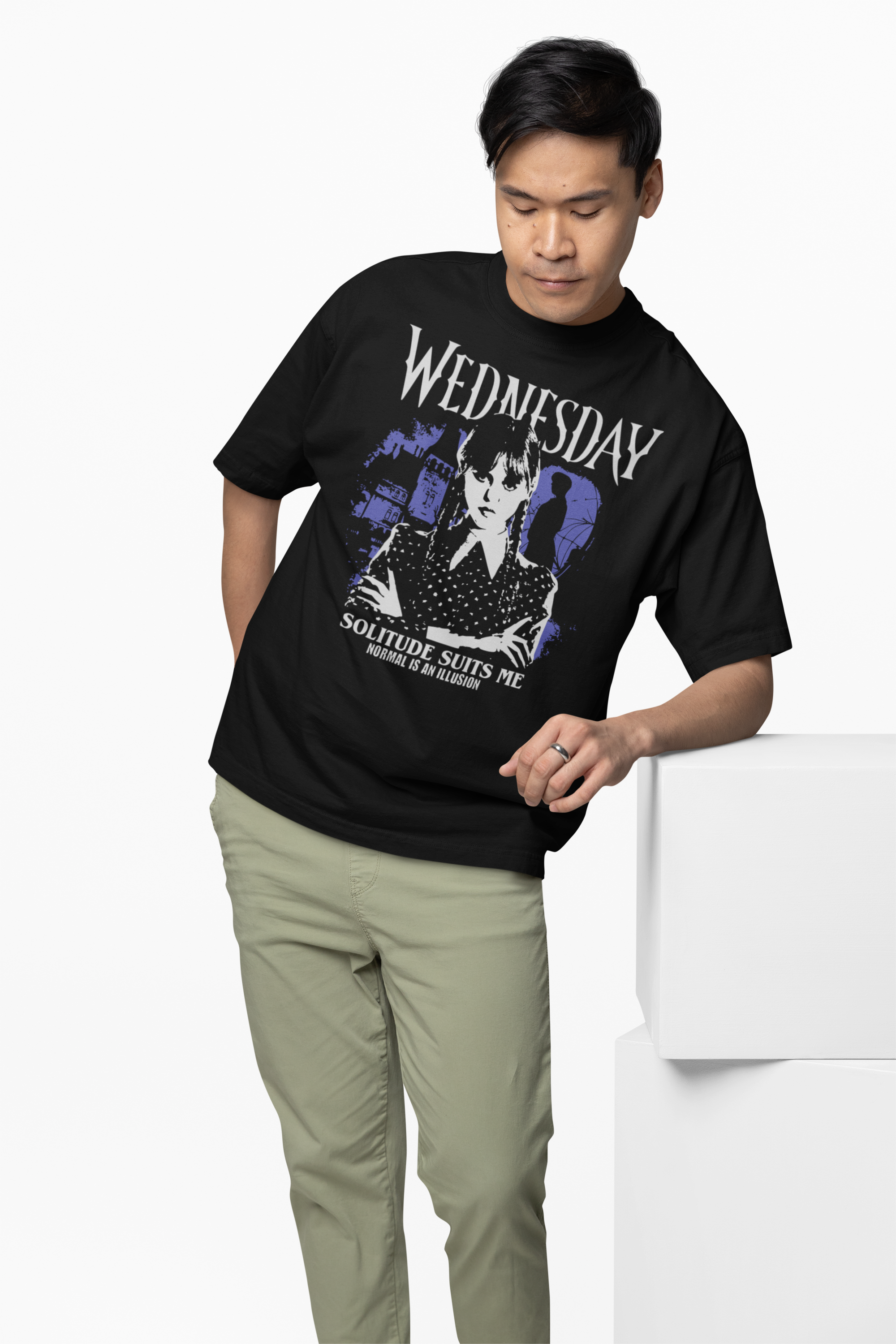 Soulitude Suits me Oversized T-Shirt