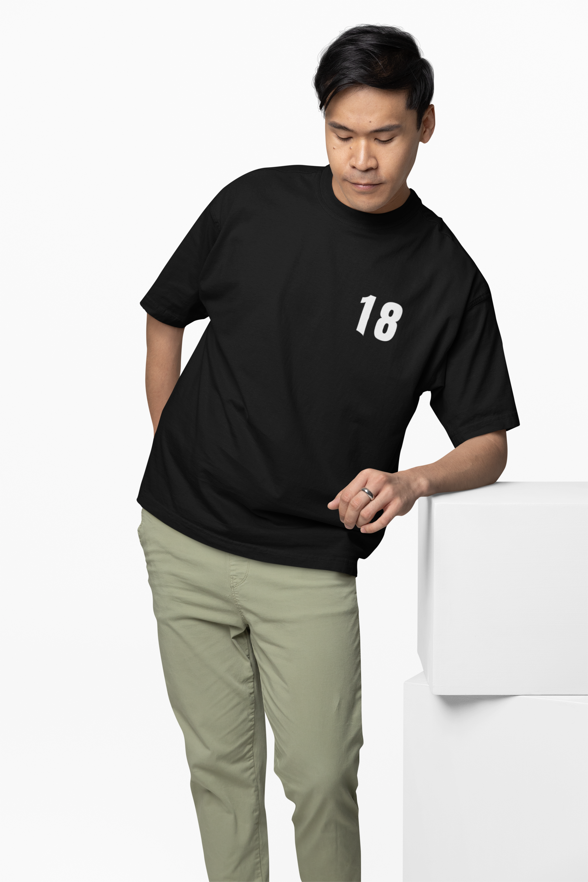 Smriti 18 Legacy Tee Oversized T-Shirt