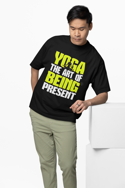 Yoga Line Art Oversized T-Shirt Black for Mindful Daily Wear