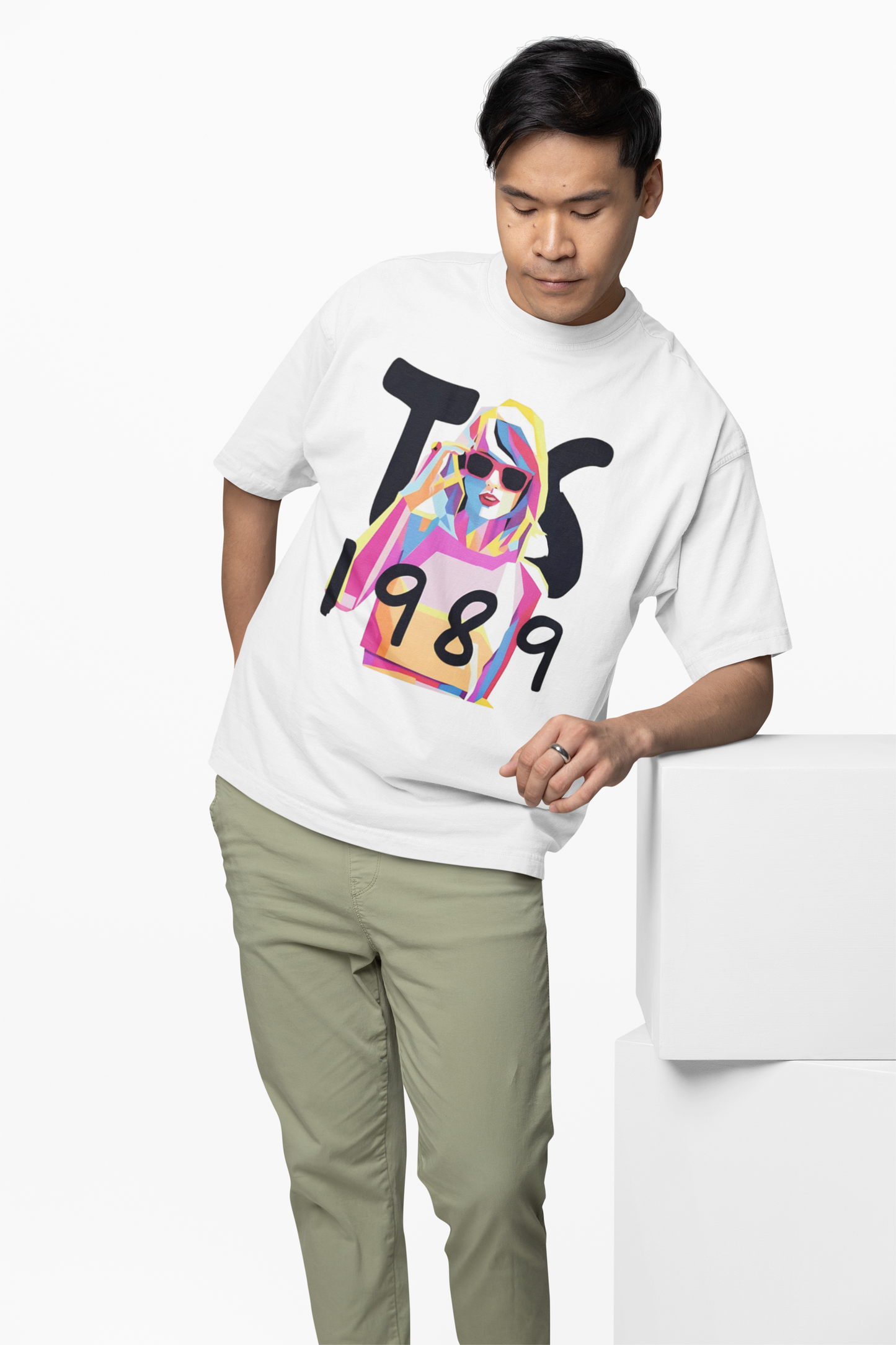 Taylor Swift's 1989 Oversized T-Shirt Fans Street Style Tee