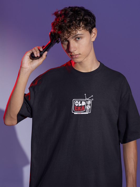 Old Era Unisex Black Oversized T-Shirt Classic Timeless Style.