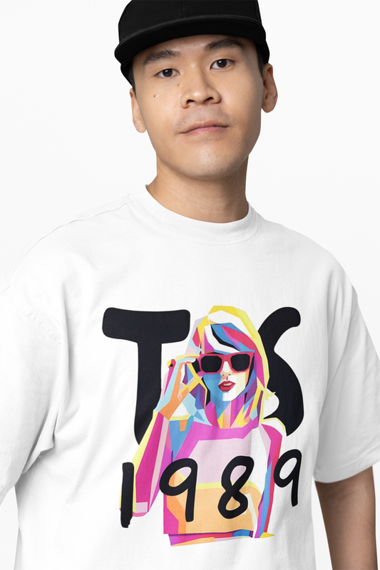 Taylor Swift's 1989 Oversized T-Shirt Fans Street Style Tee