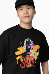 Statue Wear Headphones Oversized T-Shirts
