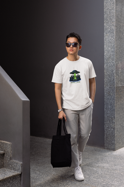 Big foot & alien half sleeve white round neck t-shirt for men by hello swanky
