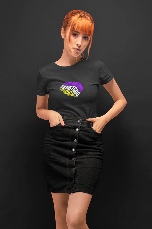 Dream big half sleeve black round neck t-shirt for women by hello swanky - s
