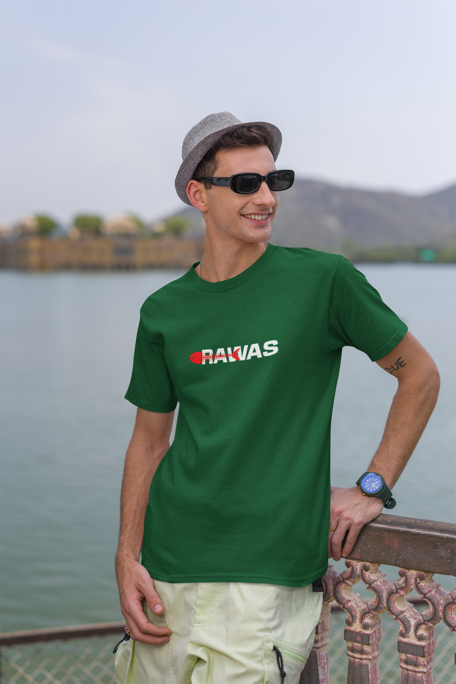 Rawas Half Sleeve Bottle Green Round Neck T-Shirt for Men